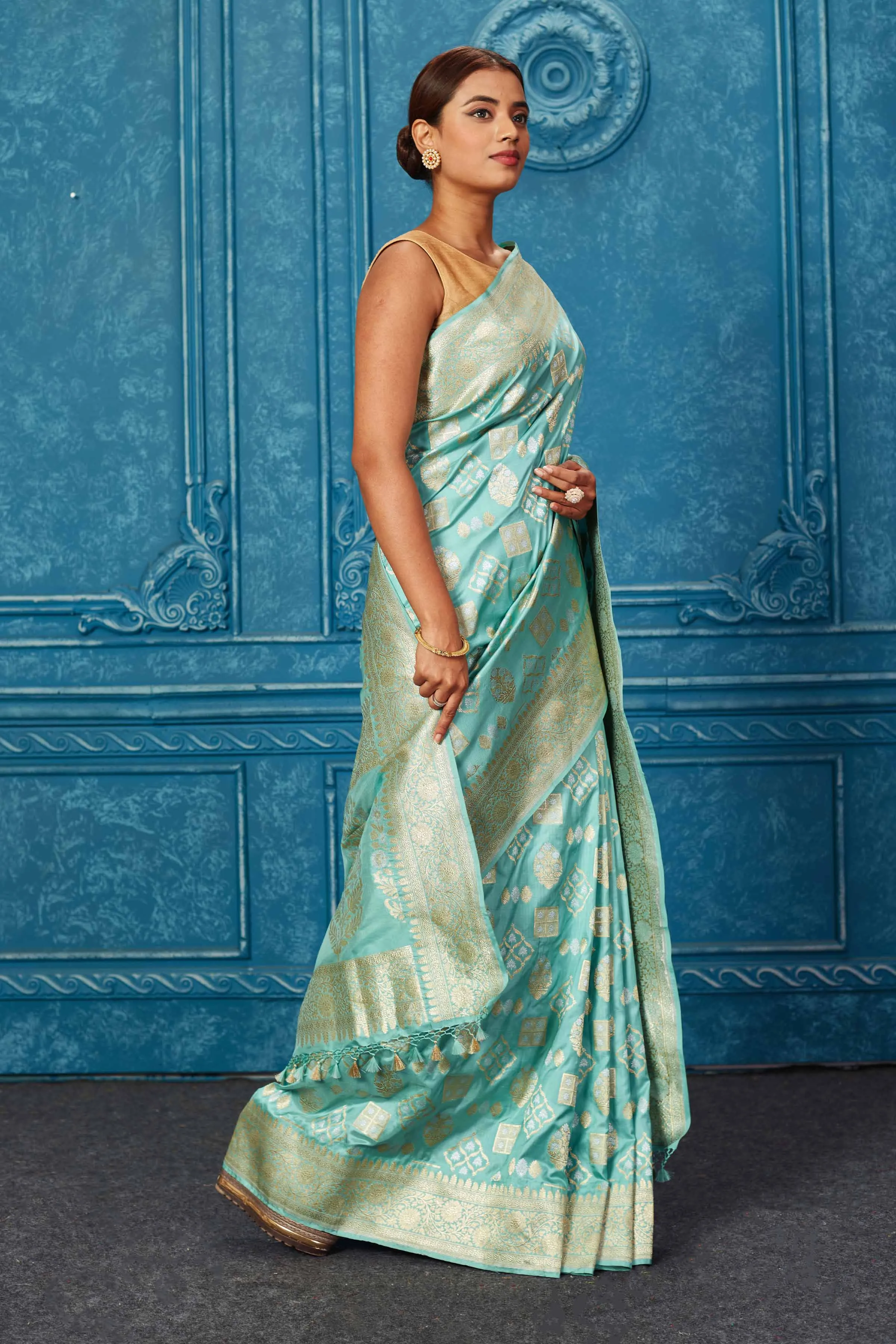 91A223 Pastel Green Banarasi Saree with Zari Buta and Border