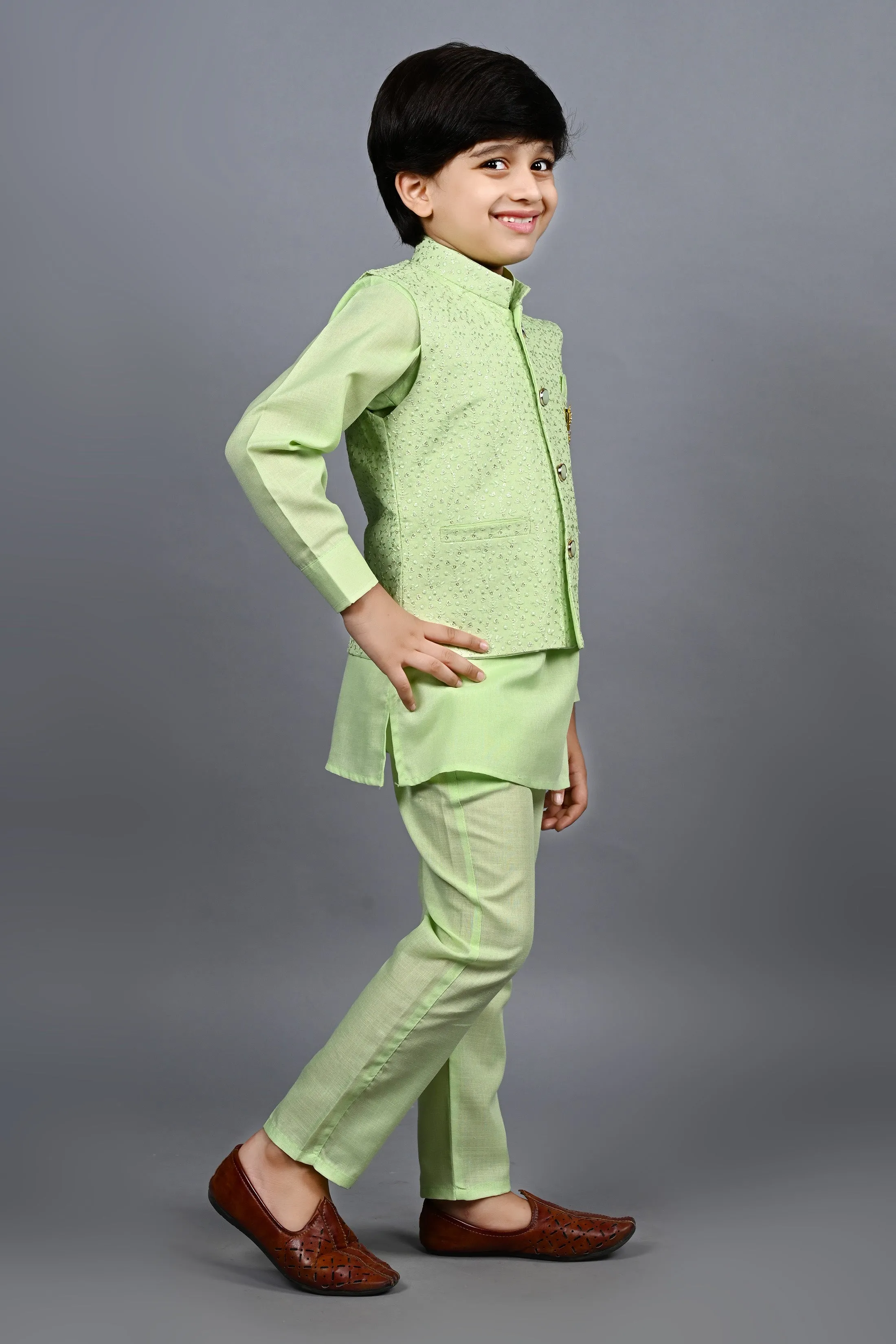 Ahhaaaa Traditional Indian Wear Bollywood Indo-Western Sherwani for Boys