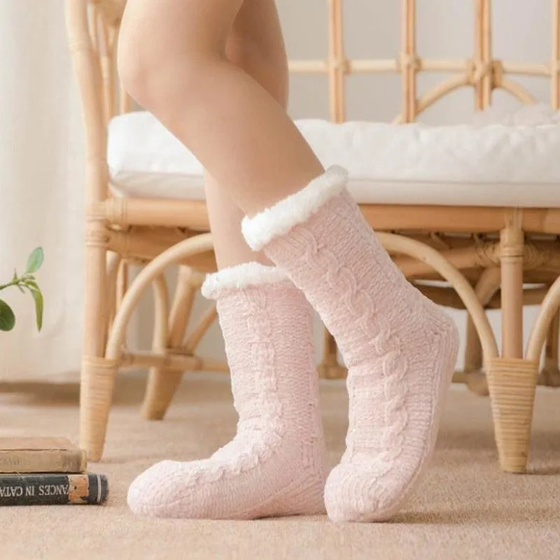 ALL SASS SLIPPER SOCKS