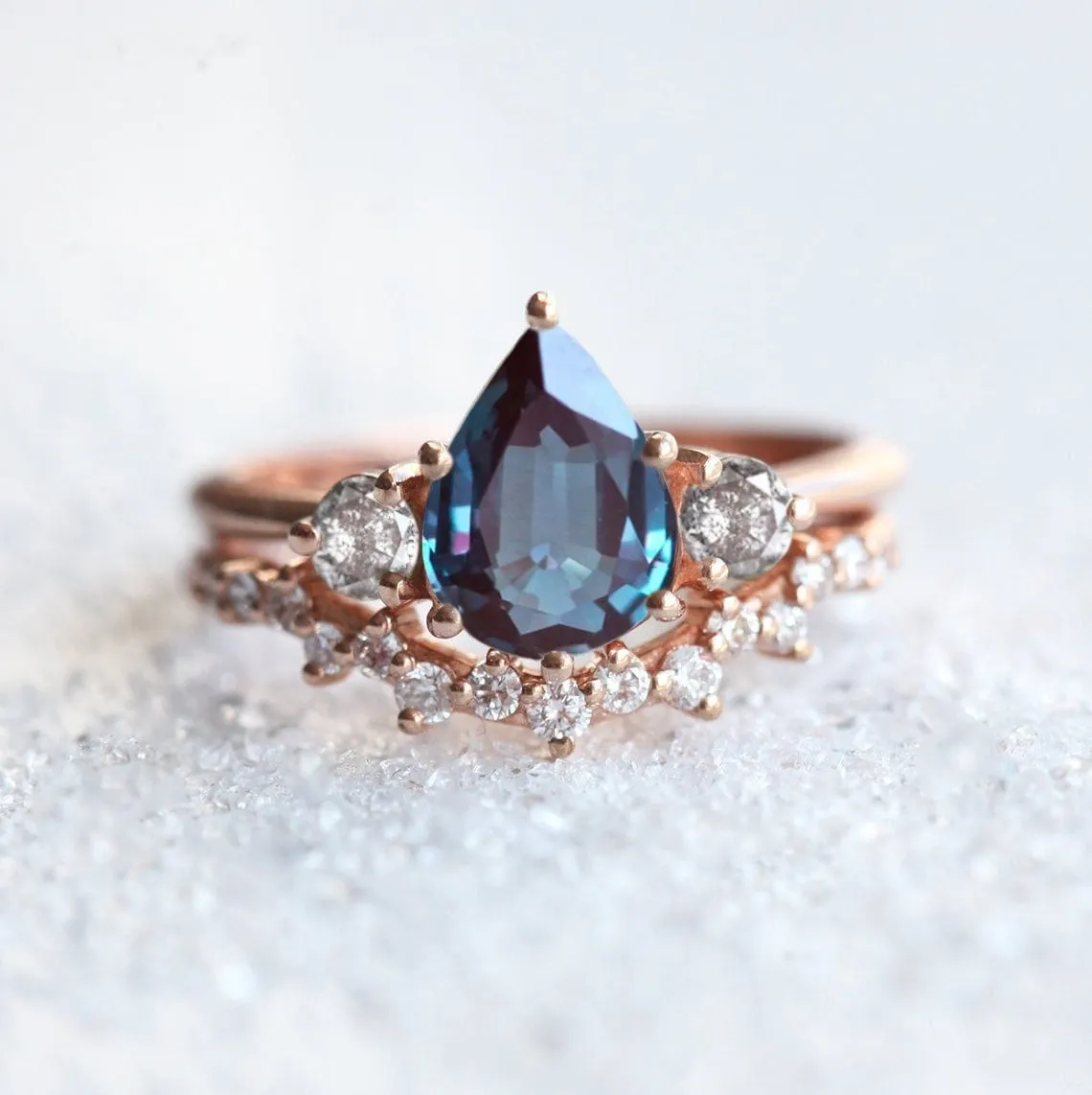 Alva Pear Alexandrite Ring Set