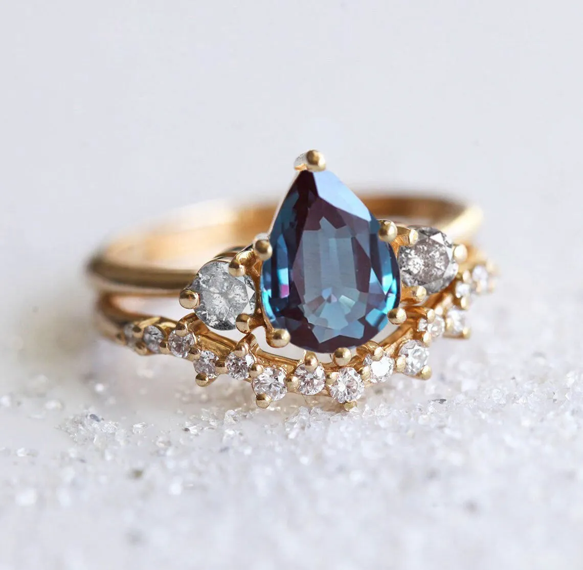 Alva Pear Alexandrite Ring Set