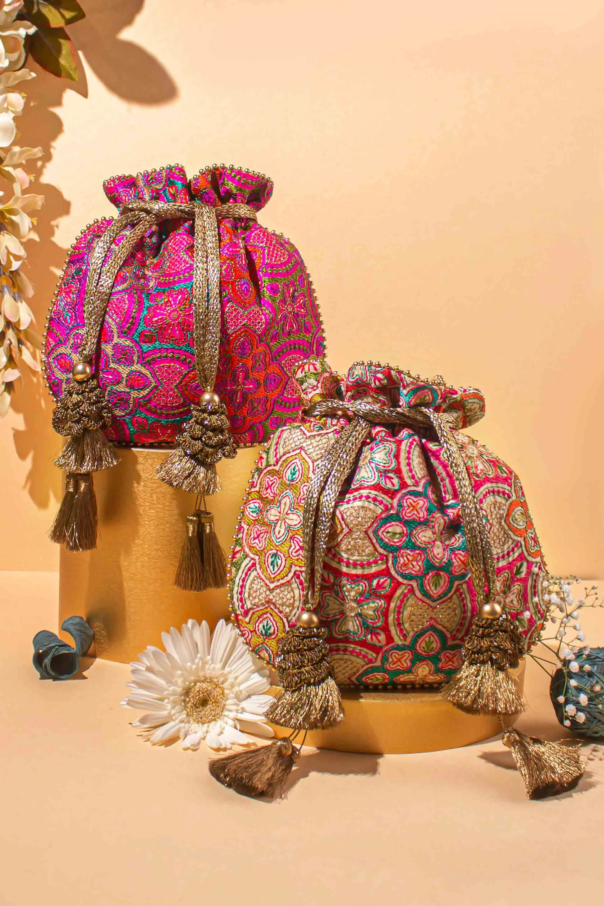 Amna Potli bag - Pink