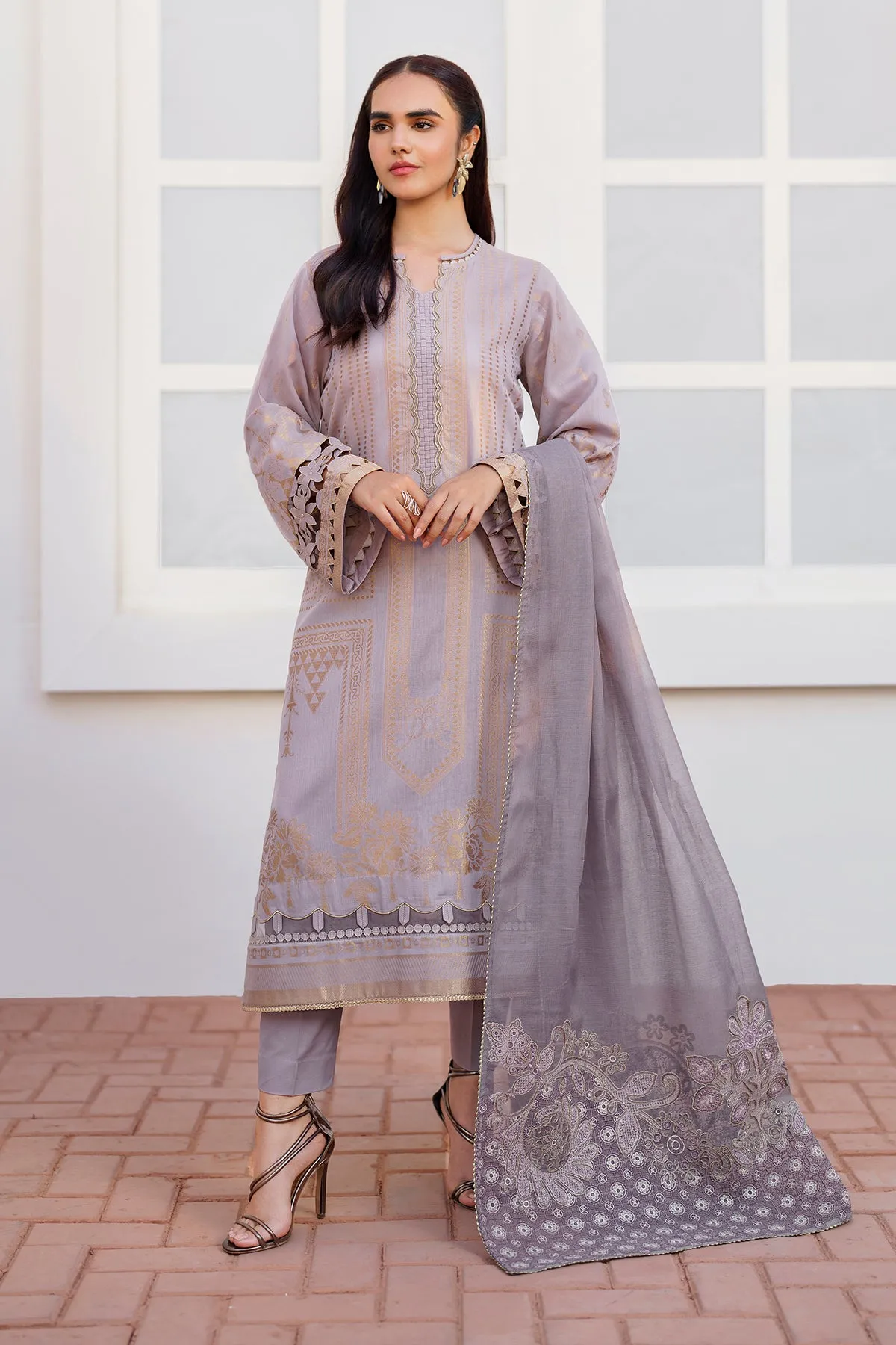 EMBROIDERED JACQUARD LAWN UF-643