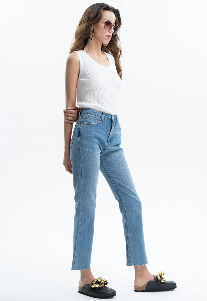 Frayed Hem Solid Jeans