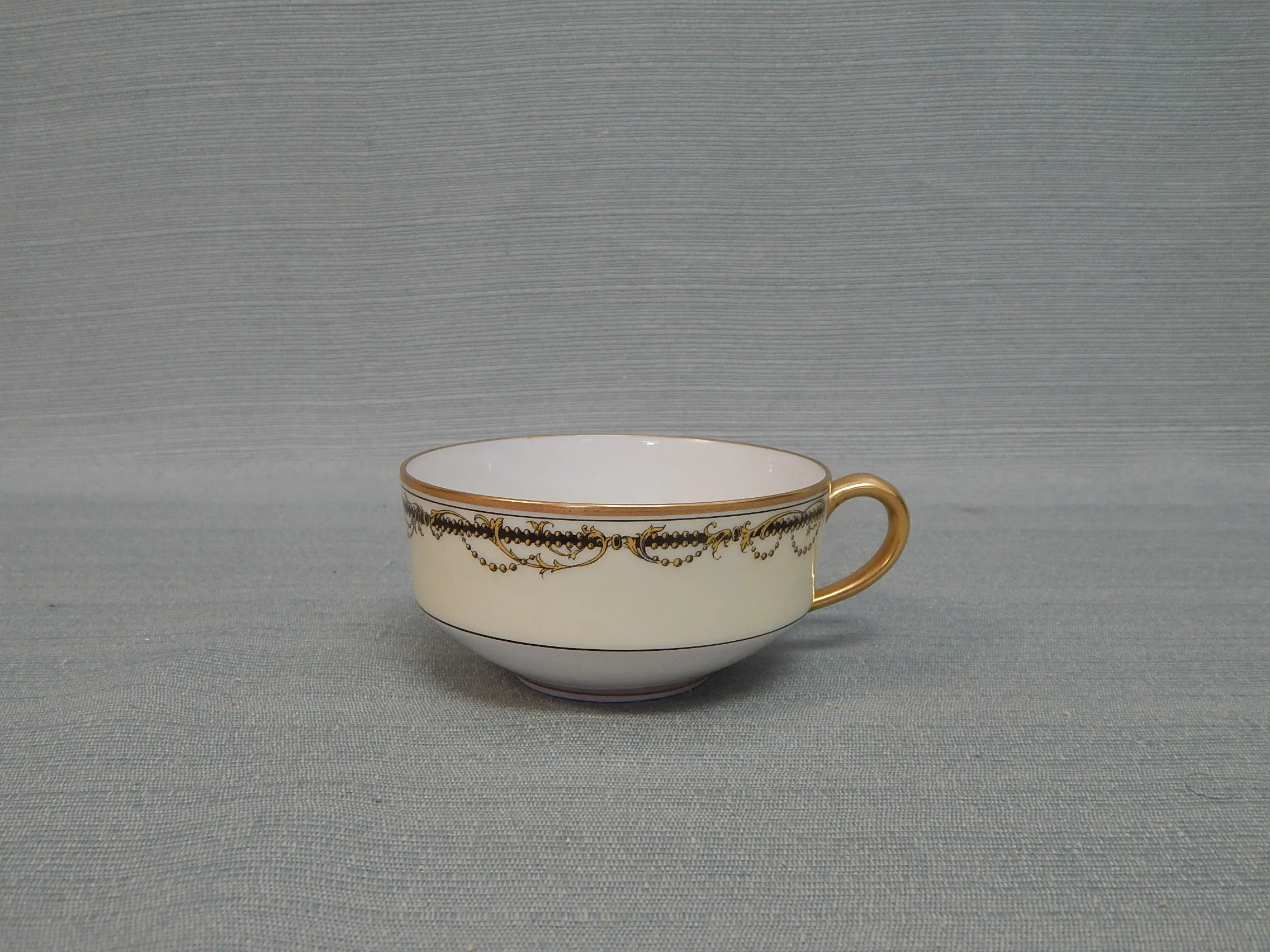 Haviland Limoges China Set - 77 Pieces