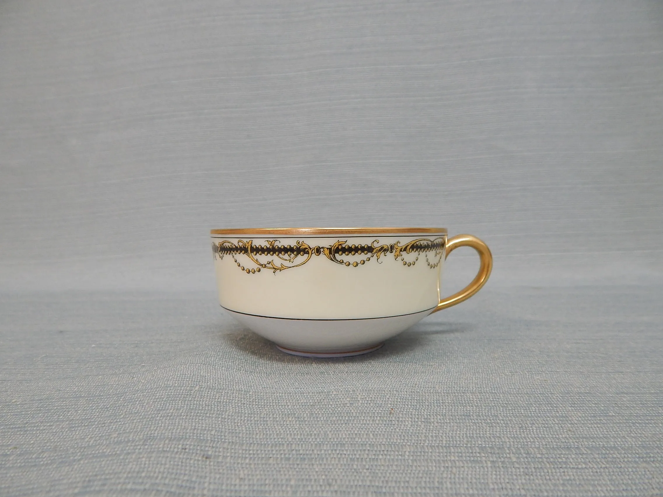 Haviland Limoges China Set - 77 Pieces