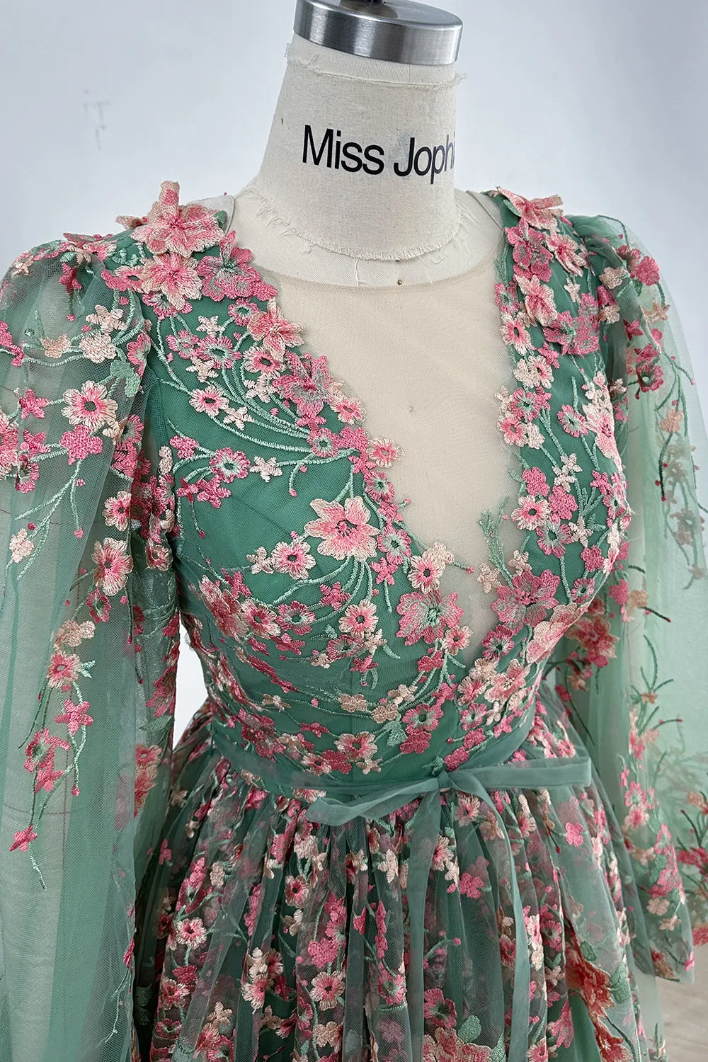 Long Sleeves O Neck Pink Floral Embroidery Sage Tulle Dress