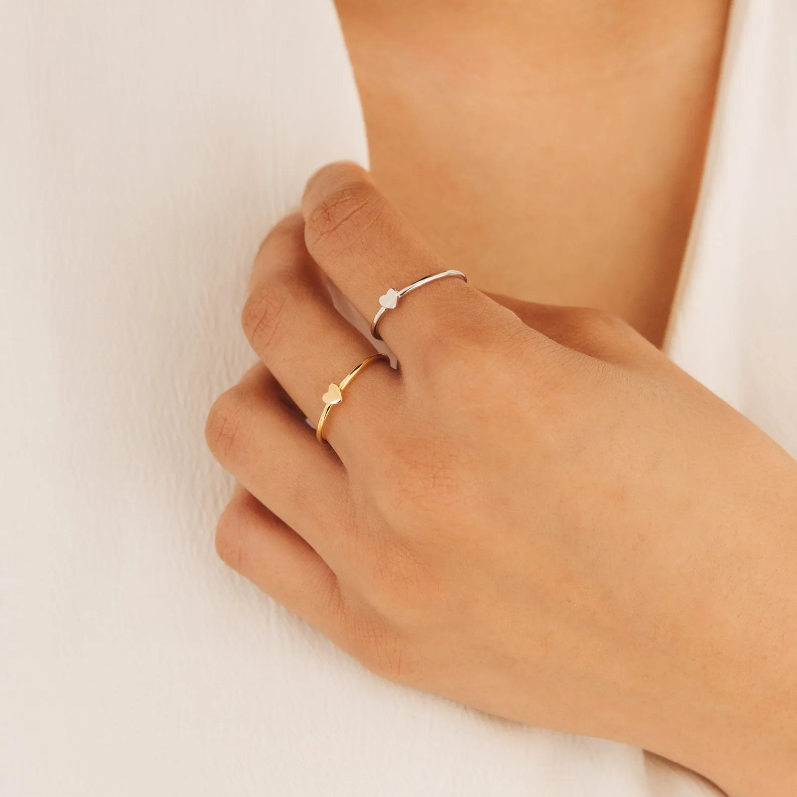 Nala Tiny Heart Ring