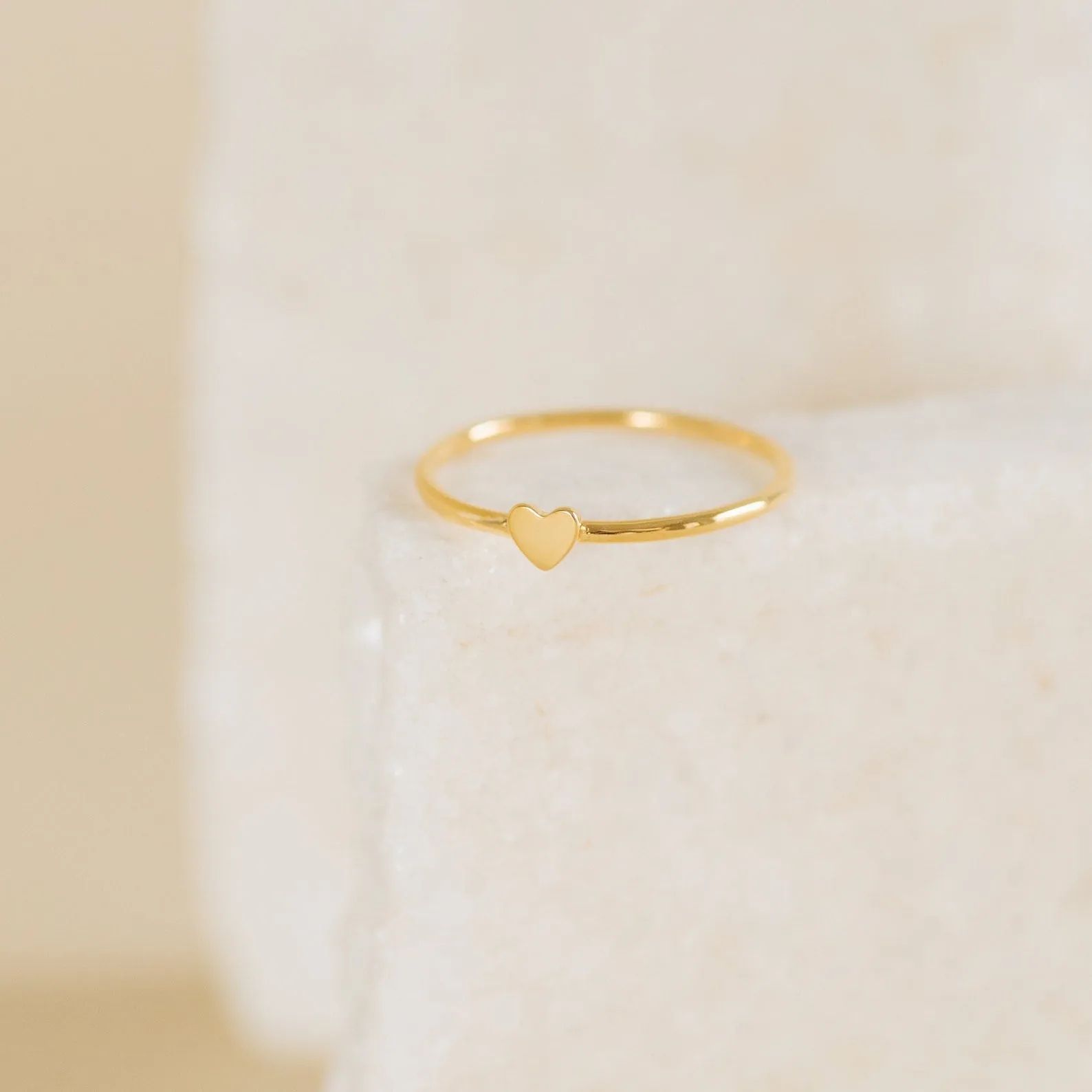 Nala Tiny Heart Ring