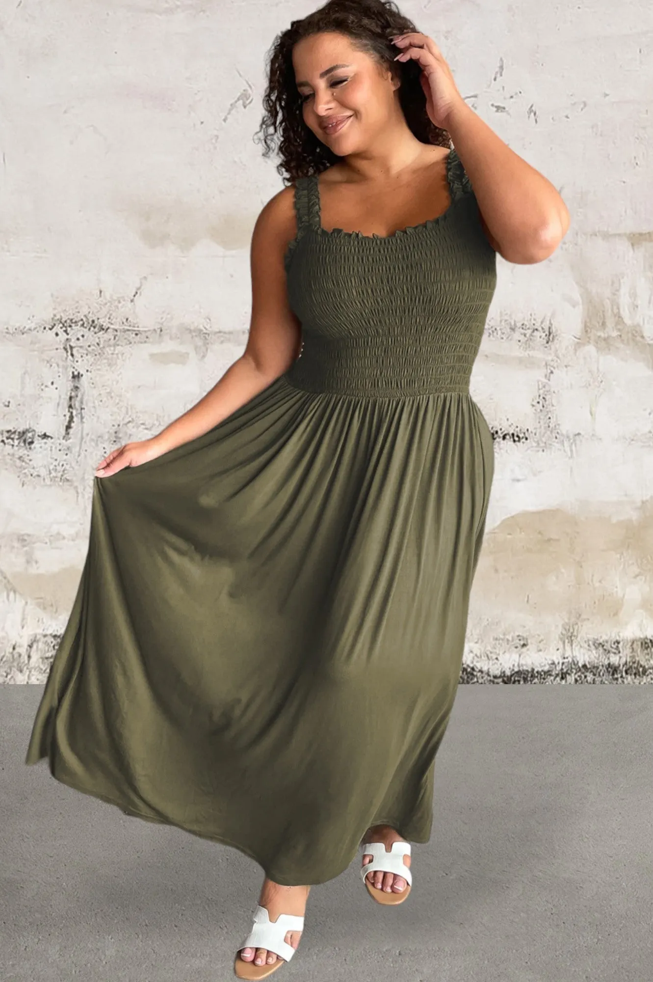 Plus Size Green Sleeveless Maxi Dress