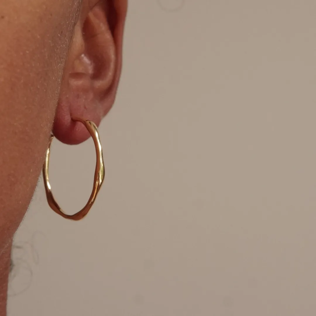 THE COCO HOOP - Solid 14k yellow gold